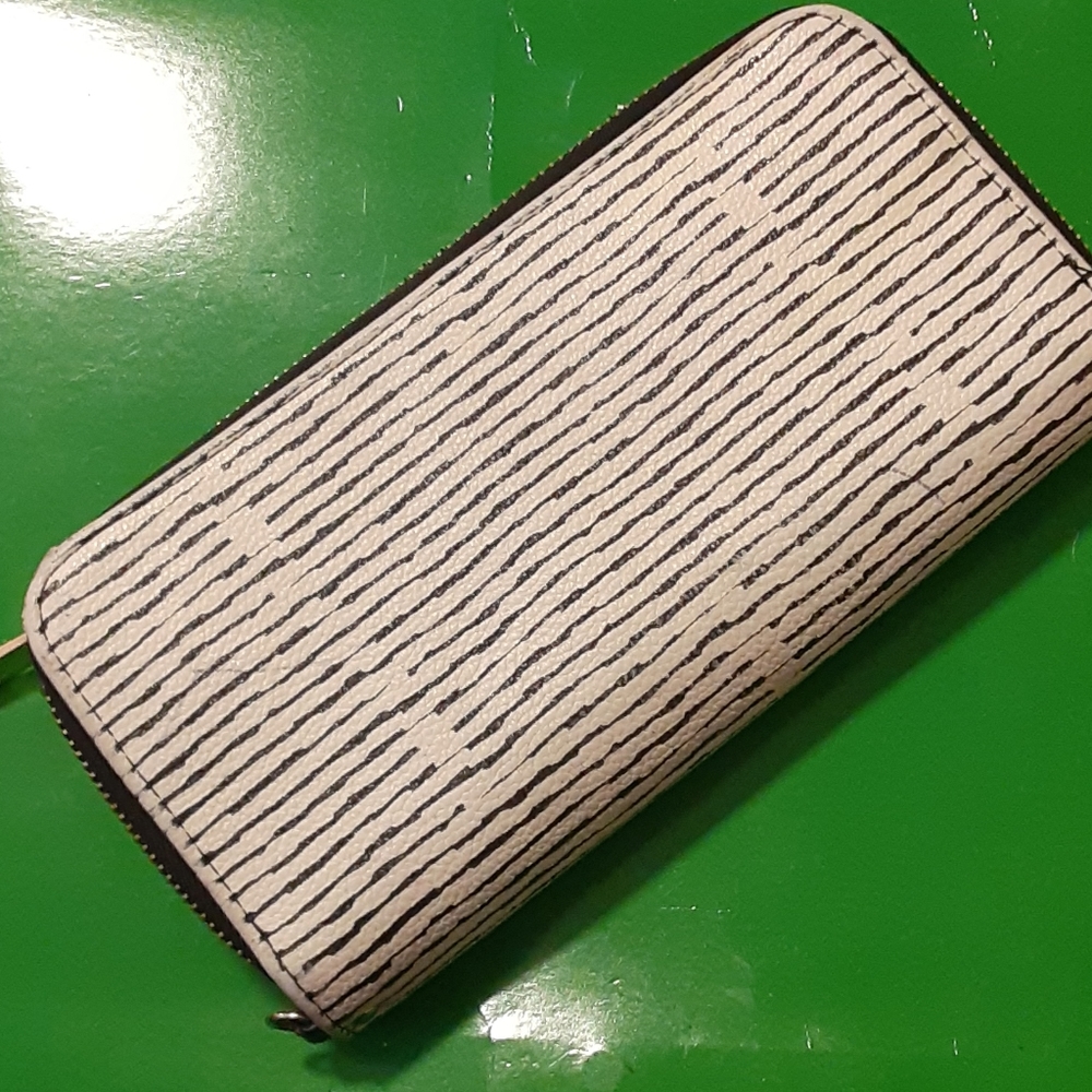 A new day wallet